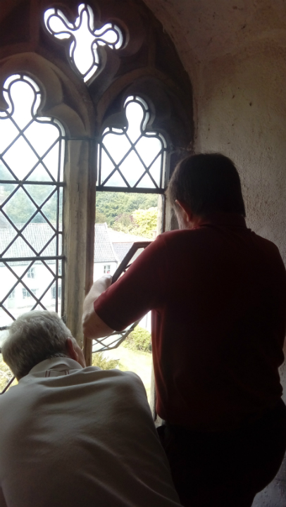 How many ringers does it take to close Stradbroke ringing chamber’s window? David Stanford & Brian Whiting endeavour to find out