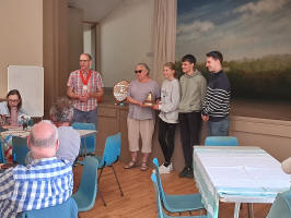 Bellsashen with the Lester Brett Trophy & the judges. Image: Chris Garner.