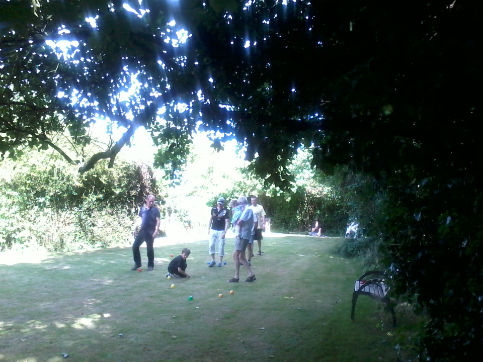 Serious game of boules with Will Goodchild, Mason, Chris Munnings, Doug Perry & Ralph Earey