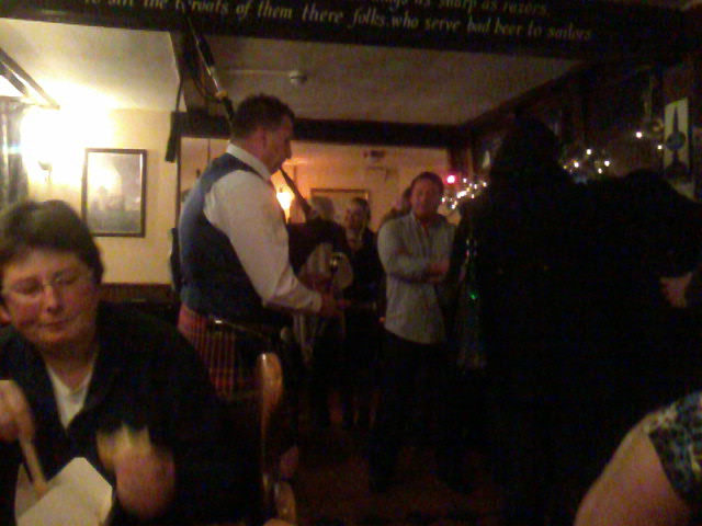 Piper at The Mariner seeing 2014 in.